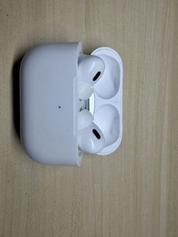 Apple AirPods Pro 2nd Gen with Lightning Charging Case