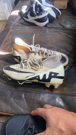 Nike Air Zoom Soccer Cleats