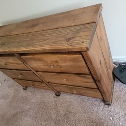 2 Twin Beds And 6 Drawer Dresser