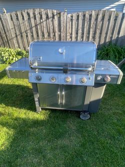 Weber Genesis II LX propane grill