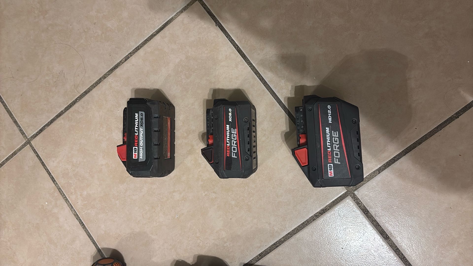 {Milwaukee} / [Ridgid]