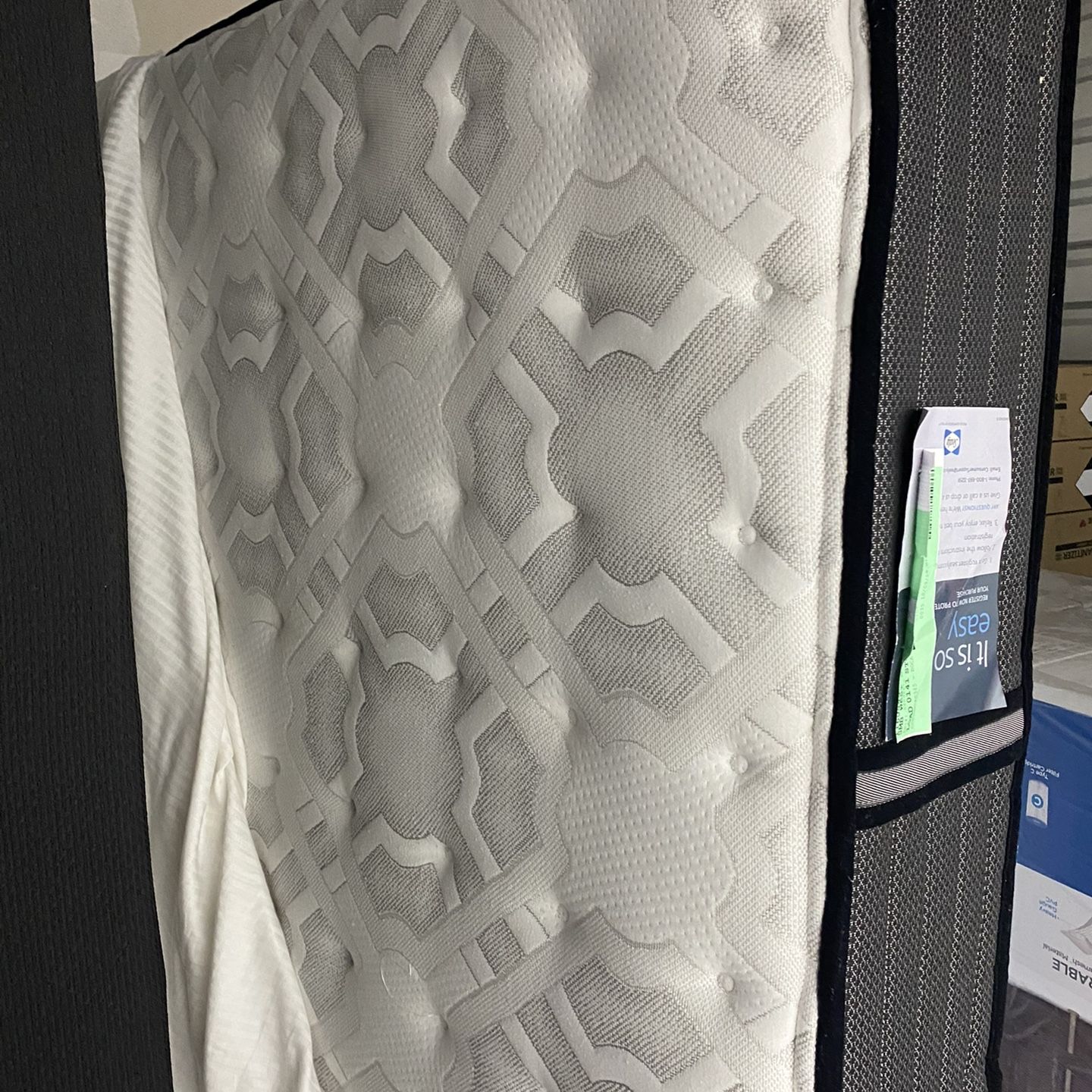 Sealy Performance Queen Mattress Box Spring Bed Set Coral Oaks for Sale in Orlando FL OfferUp