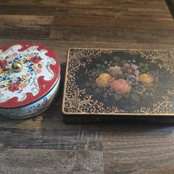 2 Beautiful Vintage Tins