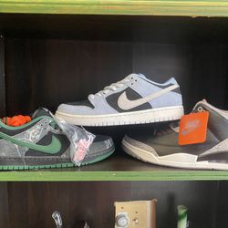 Nike Sneakers 