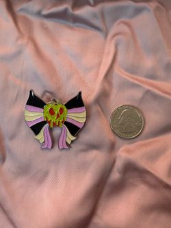 Disney Evil Queen Poison Apple Bow Enamel Pin