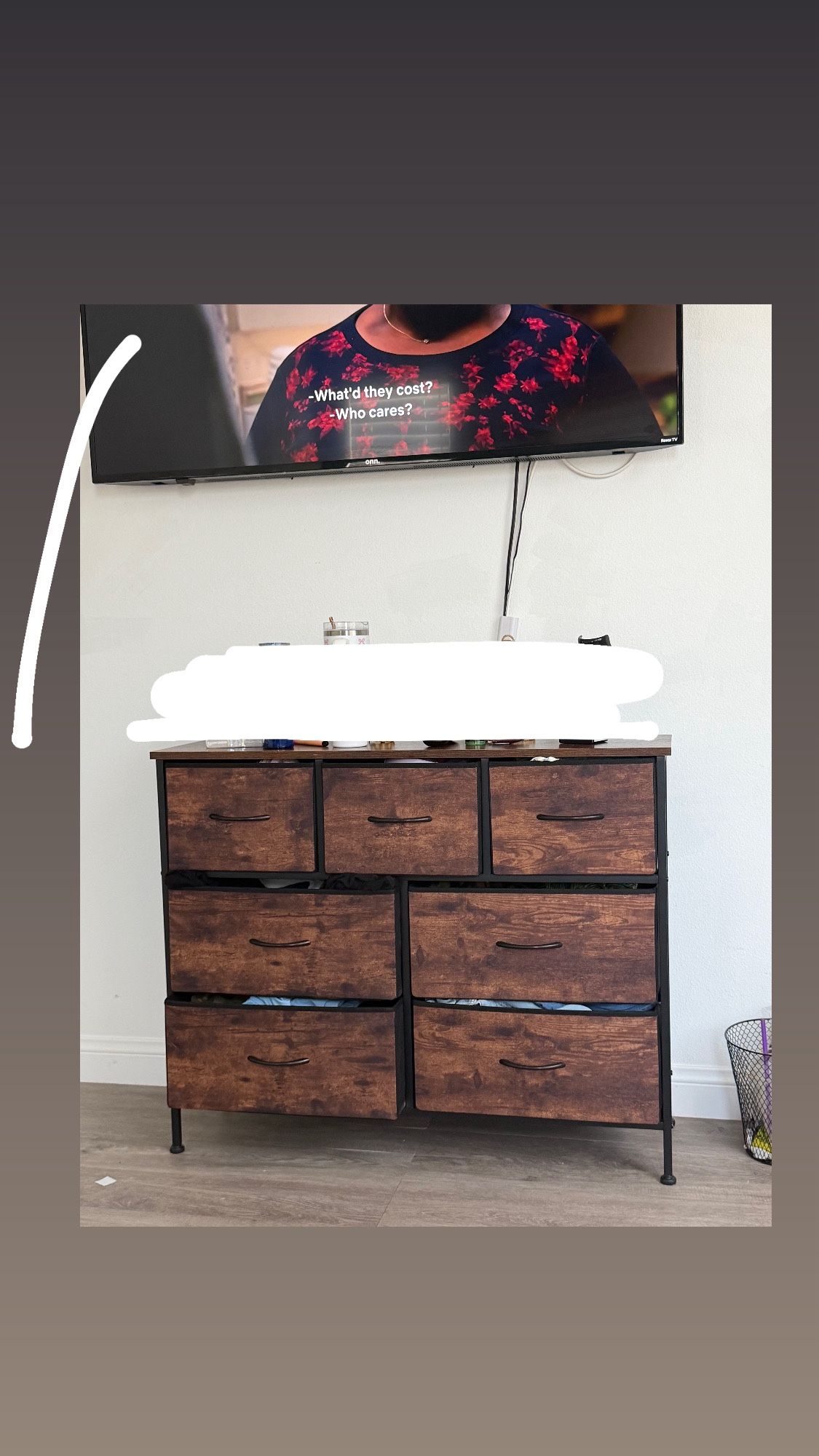 Dresser And Night Stand For Sale. Comes In A Set