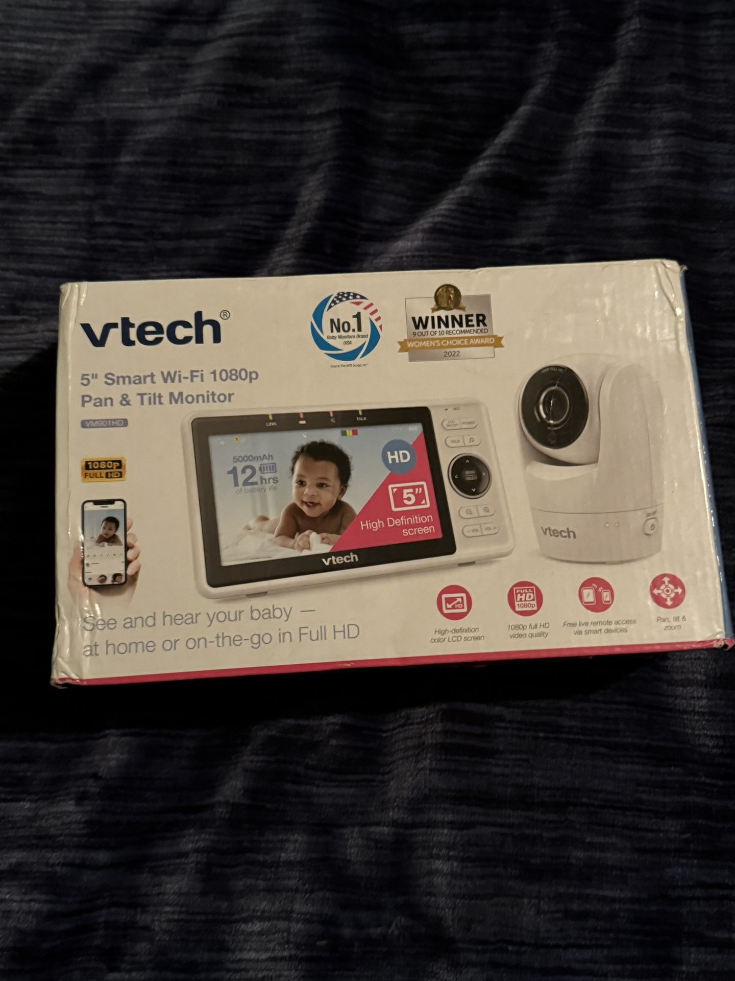 VTech VM901 White 5" Smart Wi-Fi 1080p Pan & Tilt Baby Monitor With Camera