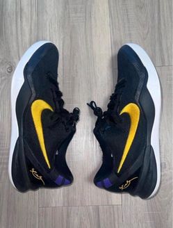 Nike Kobe 8 Proto Black & Gold Size 11.5