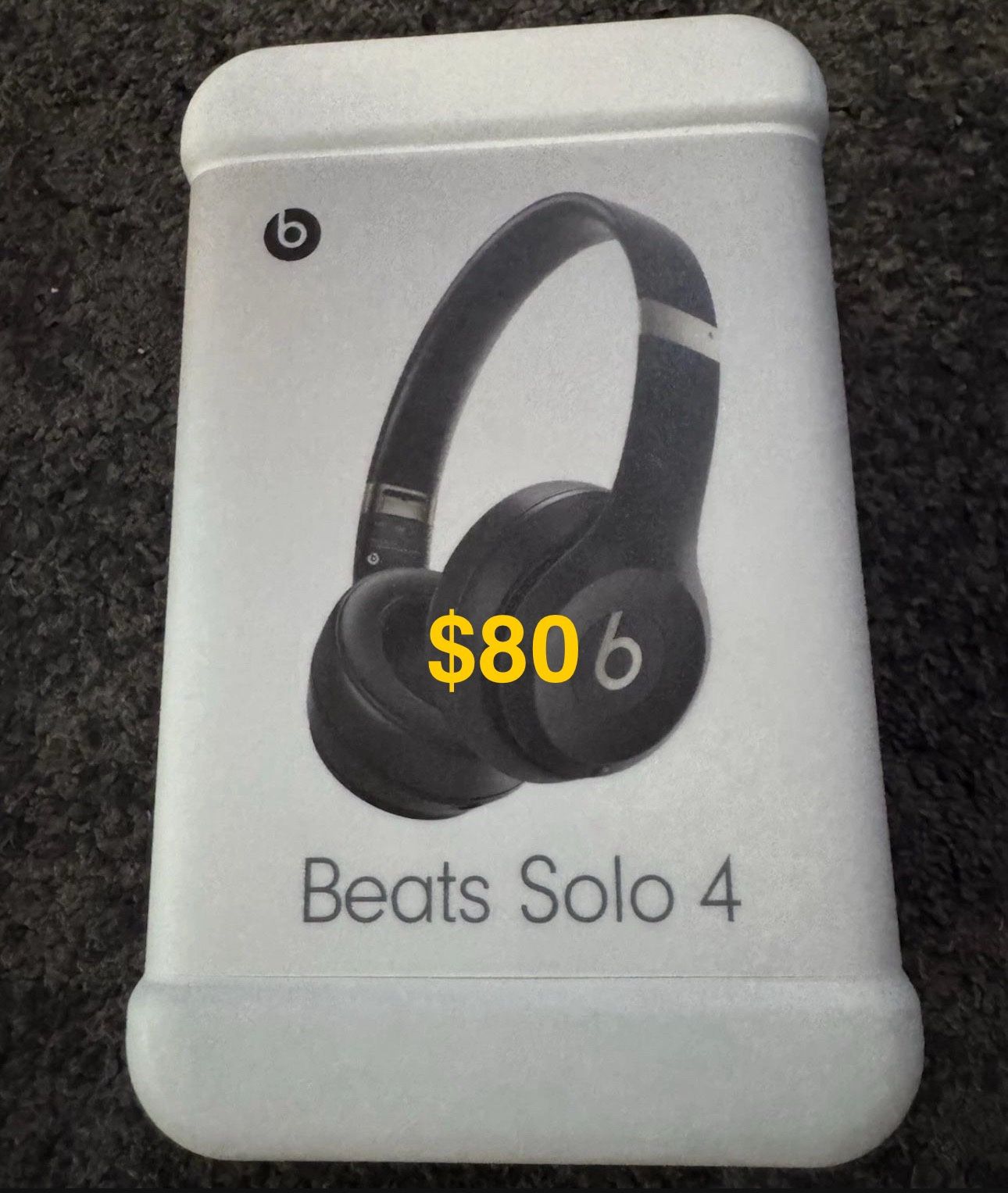 Beats Solo 4 Brand New