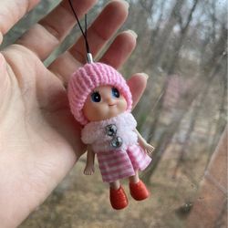 1PC Plush Dolls Keychain Soft Stuffed Toys Keyring Mini Plush Animals Key Chain Baby Hat Scarf Doll   Please check my selling page for other clothes, 