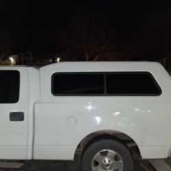 06 F150 Leer Camper Shell 