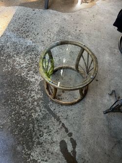Bamboo with glass top