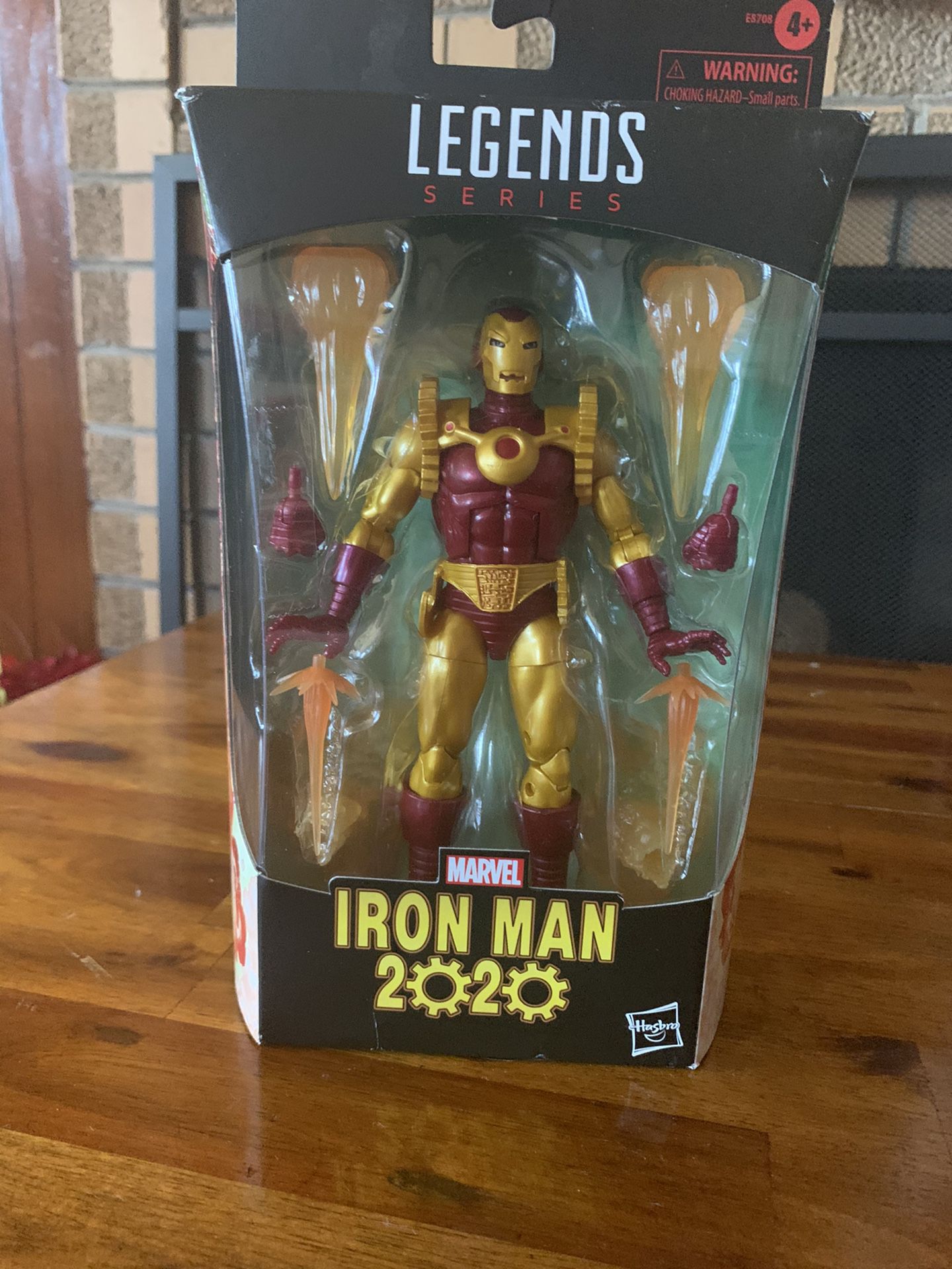 Iron man never open 6” action figure