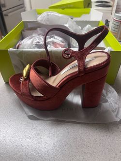 Velvet Gianni Binni Platform Heels