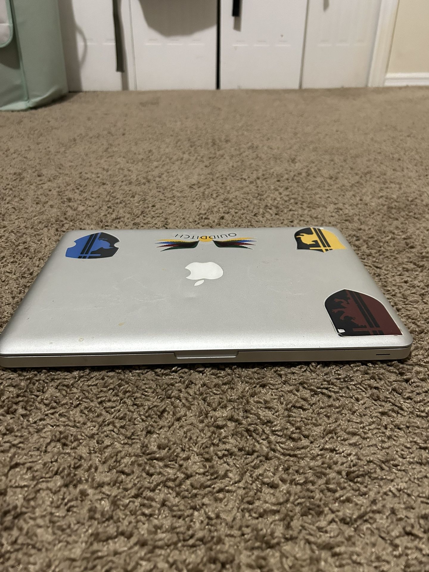 Apple Macbook Pro