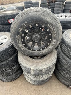 Pro Comp Series 31 Stryker 16” Rims - 6x5.5 Bolt Pattern - 245/75/16 Tires