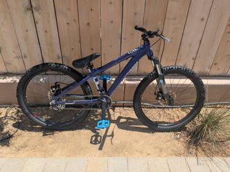 Dirt Jumper 24"