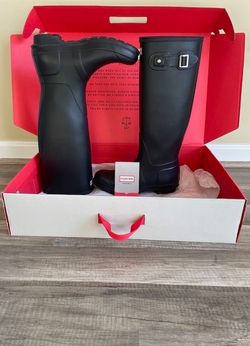 Like New Hunter Tall Rain Boots - Black Matte, Size 8