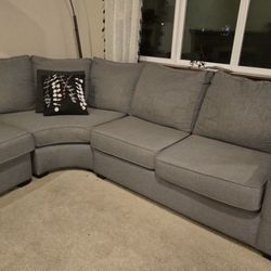 Sectional Couch 