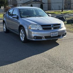2013 Dodge avenger