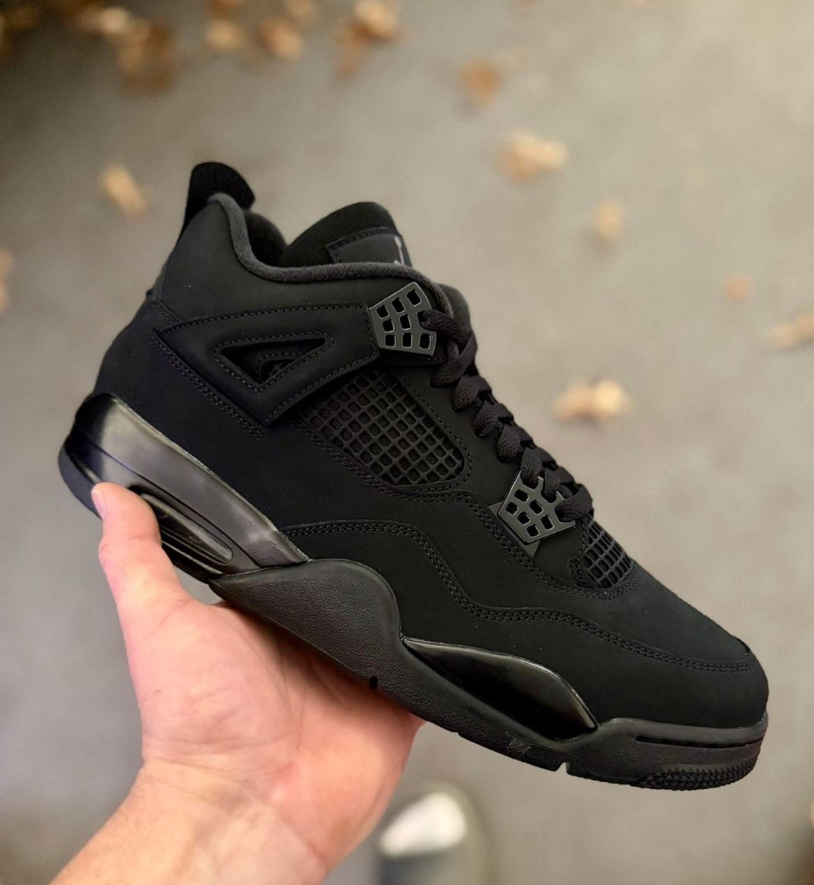 Jordan 4 Black Cats 2025 Size 7Y, 10, 10.5,11 