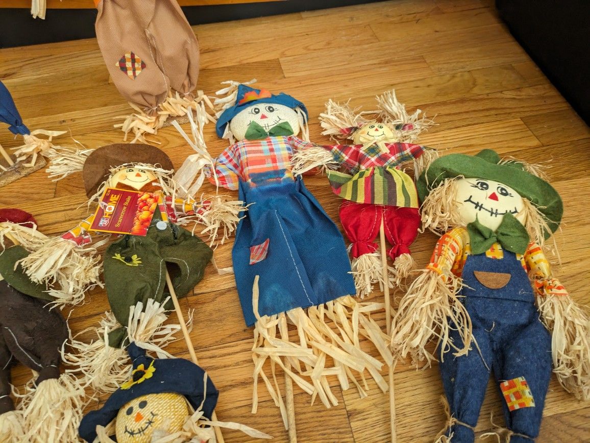 Fall scarecrows for Sale in WA OfferUp