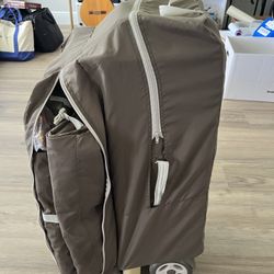 Chico Play Yard (Great Condition)