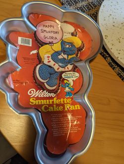 Smurfette Vintage Wilton Cake Pan