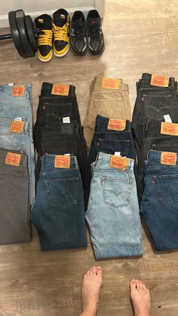 Levi's Jeans Lot – Multiple Colors and Sizes