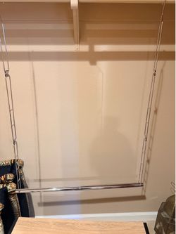 Hanging closet rod