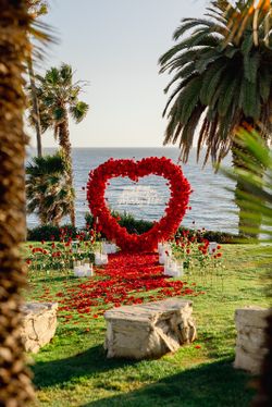 Red Heart Arch 