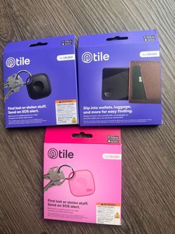 Brand new Tile By Life 360 Tracker Bluetooth Finder