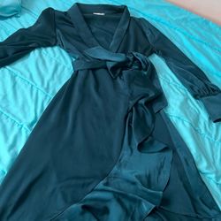 Dress M