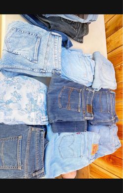Pantalones para mujer talla 29 $10 cada uno