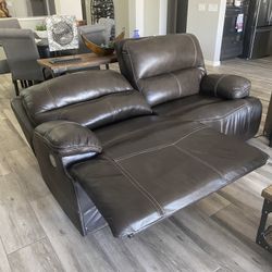 Leather Reclining Sofas