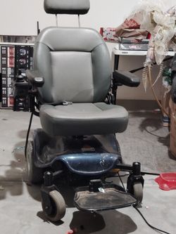 Electric Wheelchair