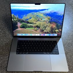 Like New Condition M1 - 16 Inch MacBook Pro 