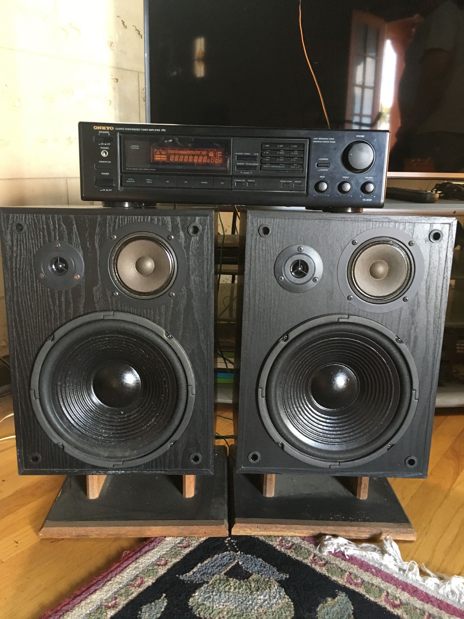 ONKYO quartz synthesized tuner amplifier