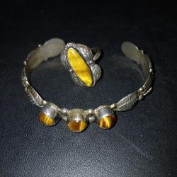 Beautiful Sterling Bracelet And Ring Set