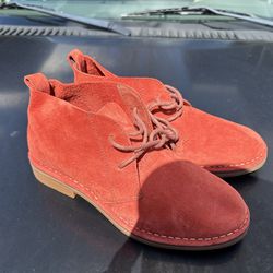 Hush Puppies Suede Catelyn Chukika Ankle Boots Size 8 Women's