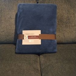 Chris Madden Plush Throw