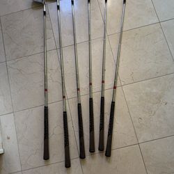Used golf clubs