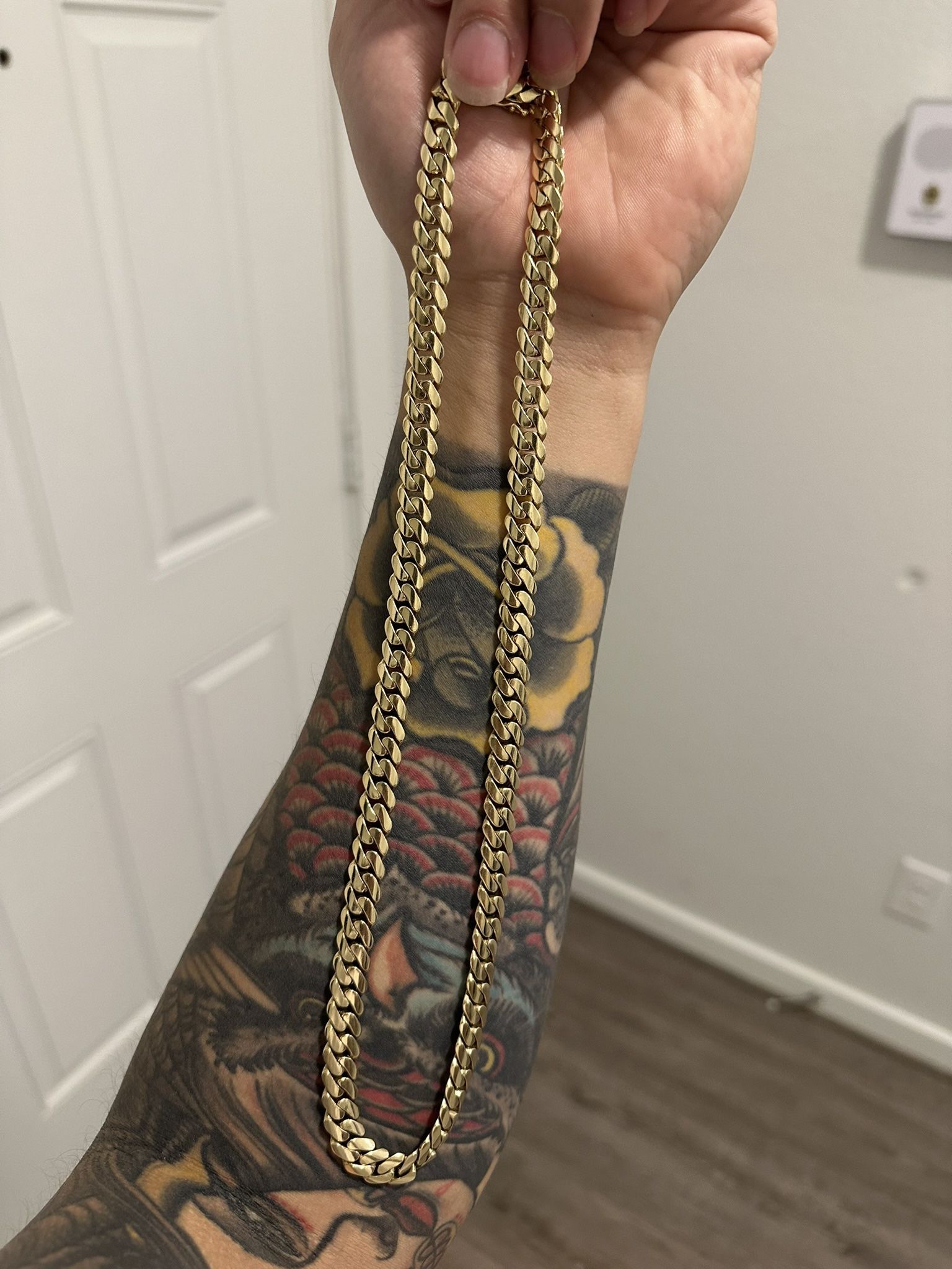 Miami Cuban Chain 14k