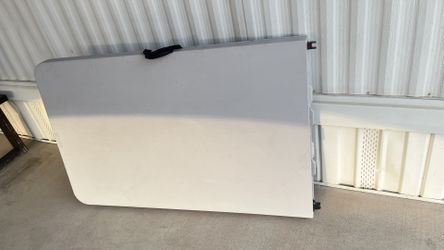 8ft table (lifetime)