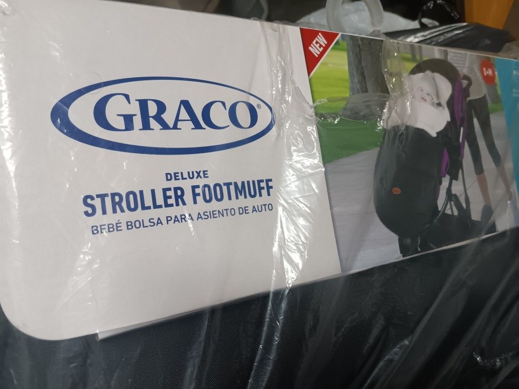 Graco Deluxe Stroller Footmuff New