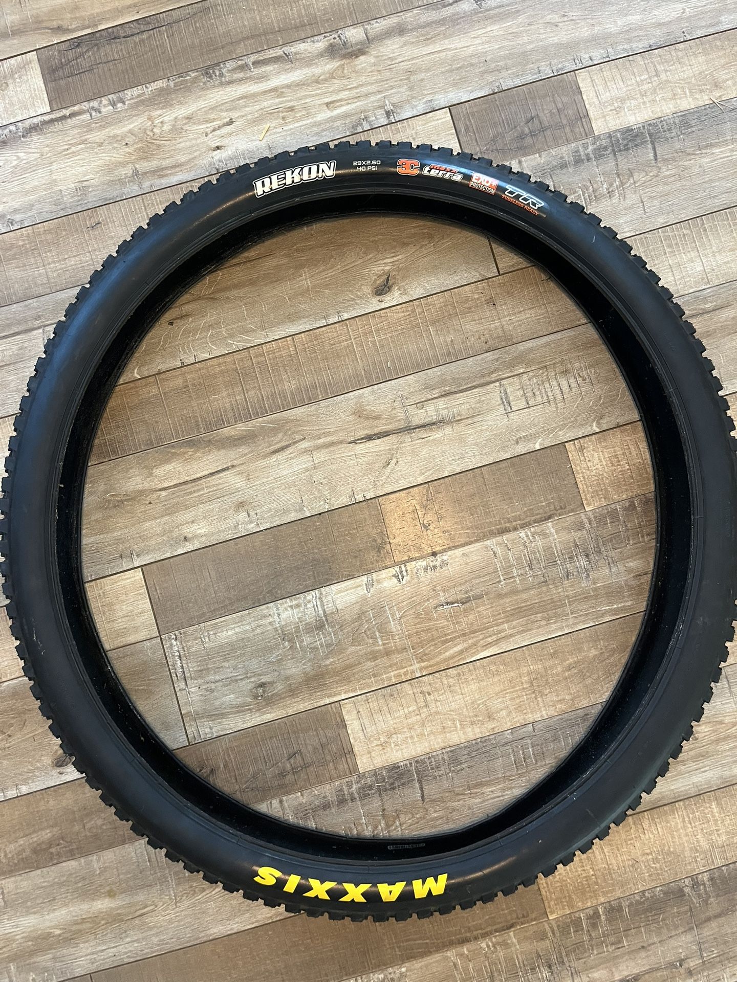 Maxxis Rekon 29x2.6 Tubeless Tire 