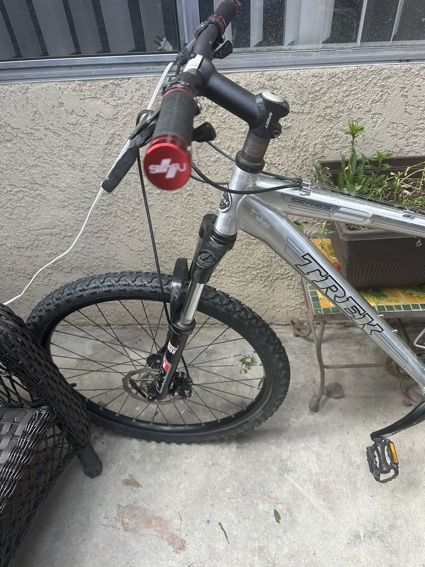 TREK BIKE