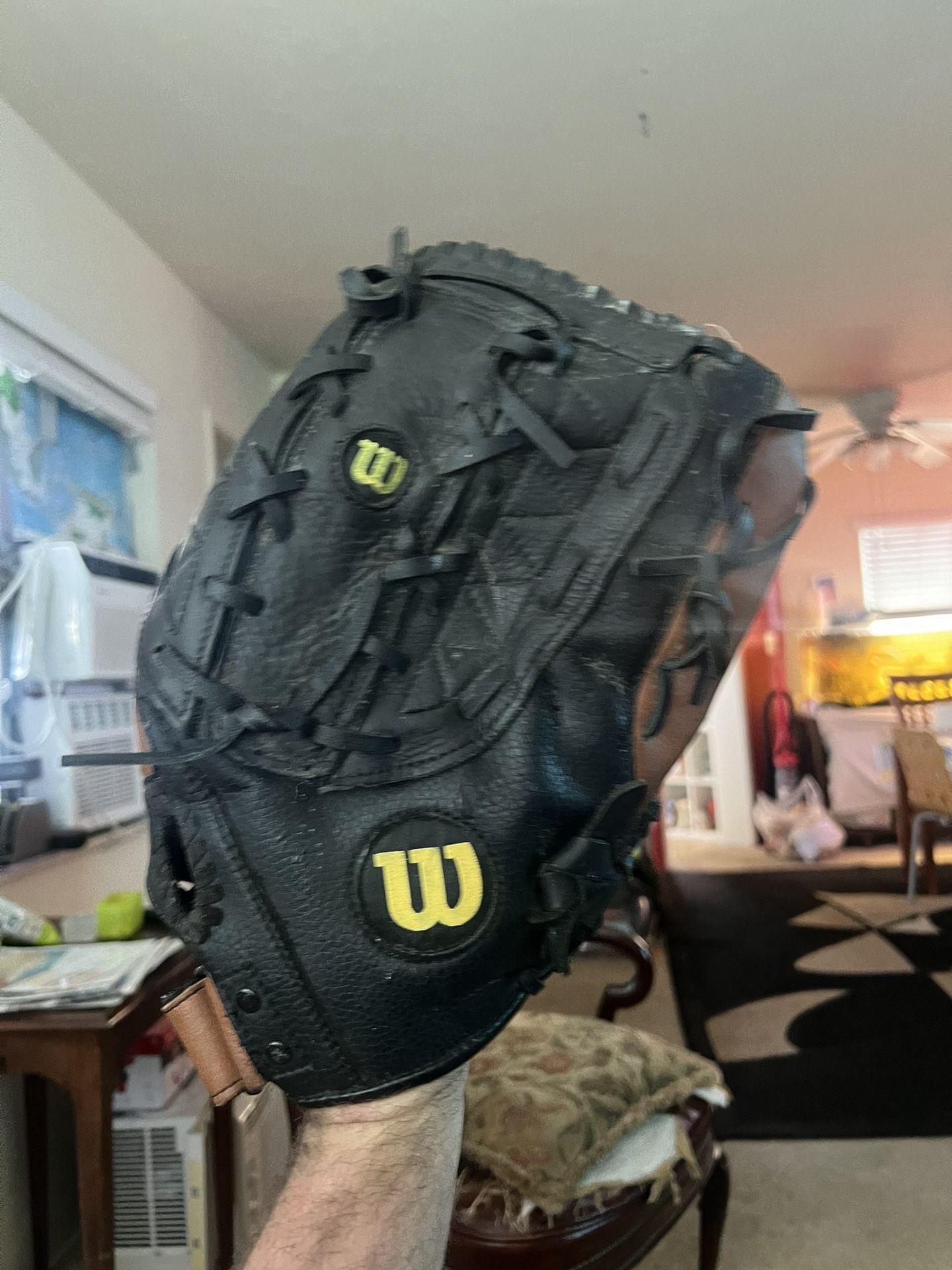 Wilson Elite A2444 Slow pitch Softball Glove 14in RHT Baseball Outfield Large