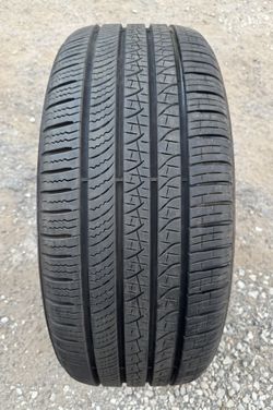 Pirelli 255/45/20 (1) Tire