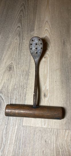 antique dockers bale hook, often historically referred to as a "cat's paw" hook or a pad hook